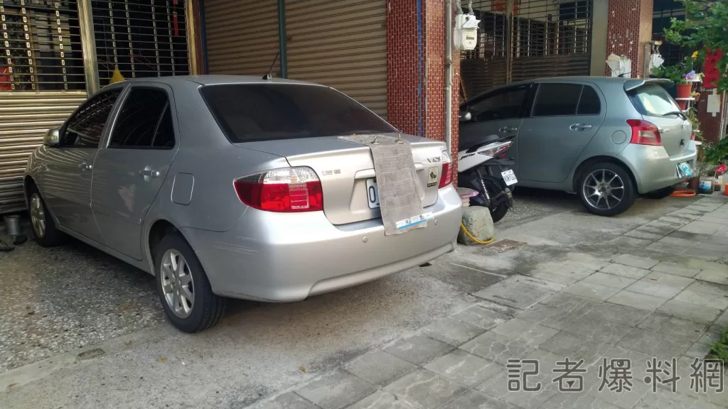 回到家習慣把車牌擋住　南投這社區超奇耙