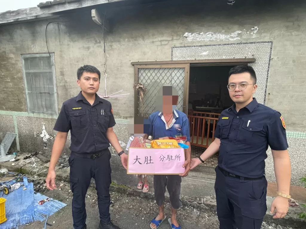 烏日警察携手地方社區和廟宇｜共同分發愛心物資，溫暖送達需求者