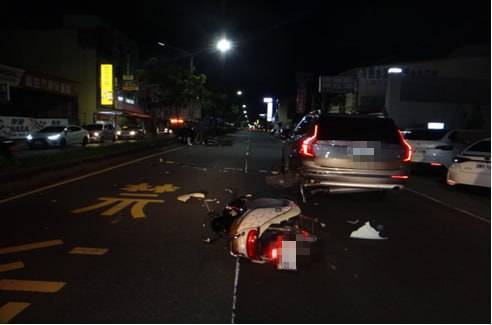 | 連鎖賣場,牛肉,白色小蟲 休旅車, 台南市仁德區, 成大醫院, 機車, 道路交通管理處罰條例, 違停 記者爆料網