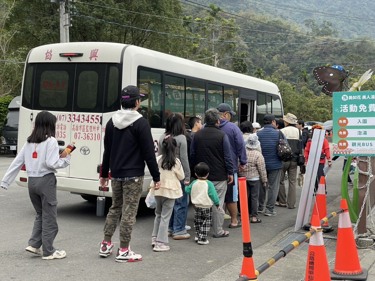 ▲228連假來趟茂林一日遊,免費部落觀光巴士將帶民眾前往萬山與多納里部落走訪。(圖/高雄市原民會提供)